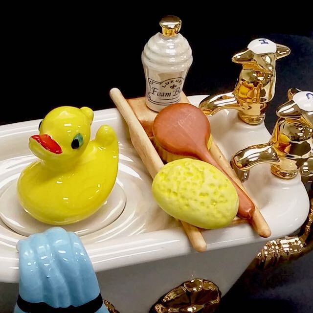 Bath Teapot