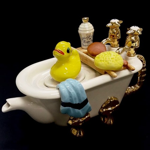 teapot bath toy