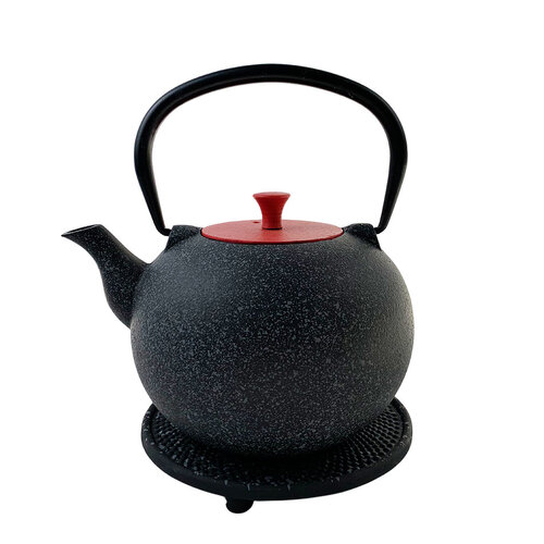 Black Sand Cast Iron Teapot with Trivet